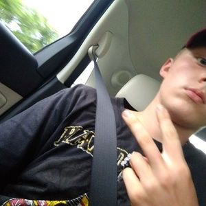 Meet your Posher, Steve